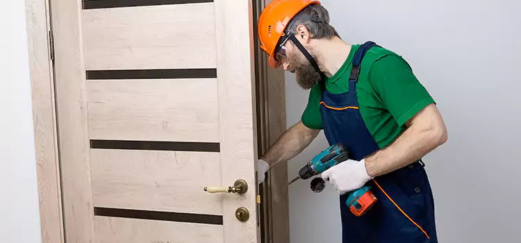 Replace Internal Door Handle with Lock Kearns